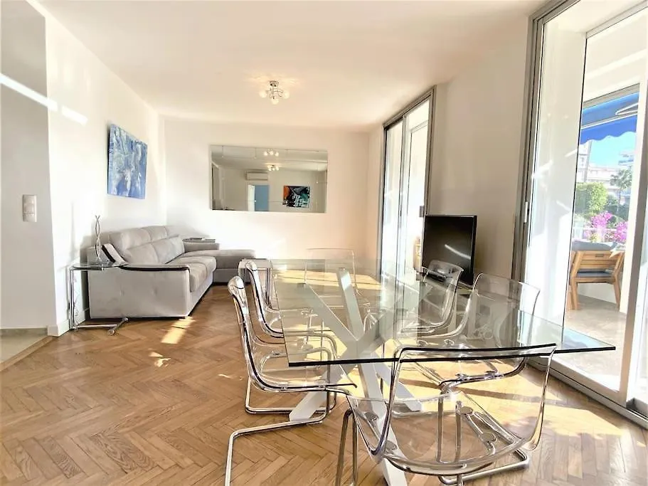 Viva Riviera Residence Les Dunes 90 Croisette Cannes France